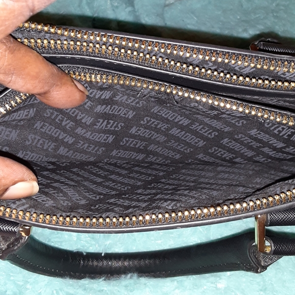 Steve Madden Purse - Picture 5 of 8